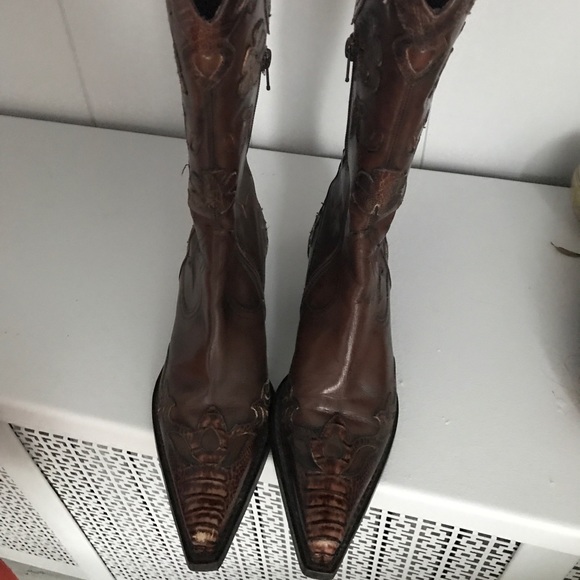 Hand Tooled Italian Leather Boots - Picture 4 of 7